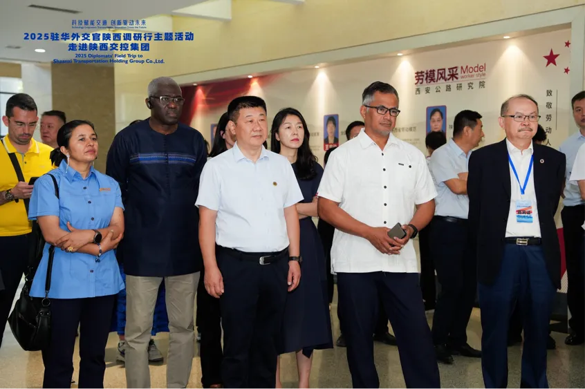 重磅！驻华外交官聚焦陕西低空经济新质生产力 共话“空中丝路”新机遇！